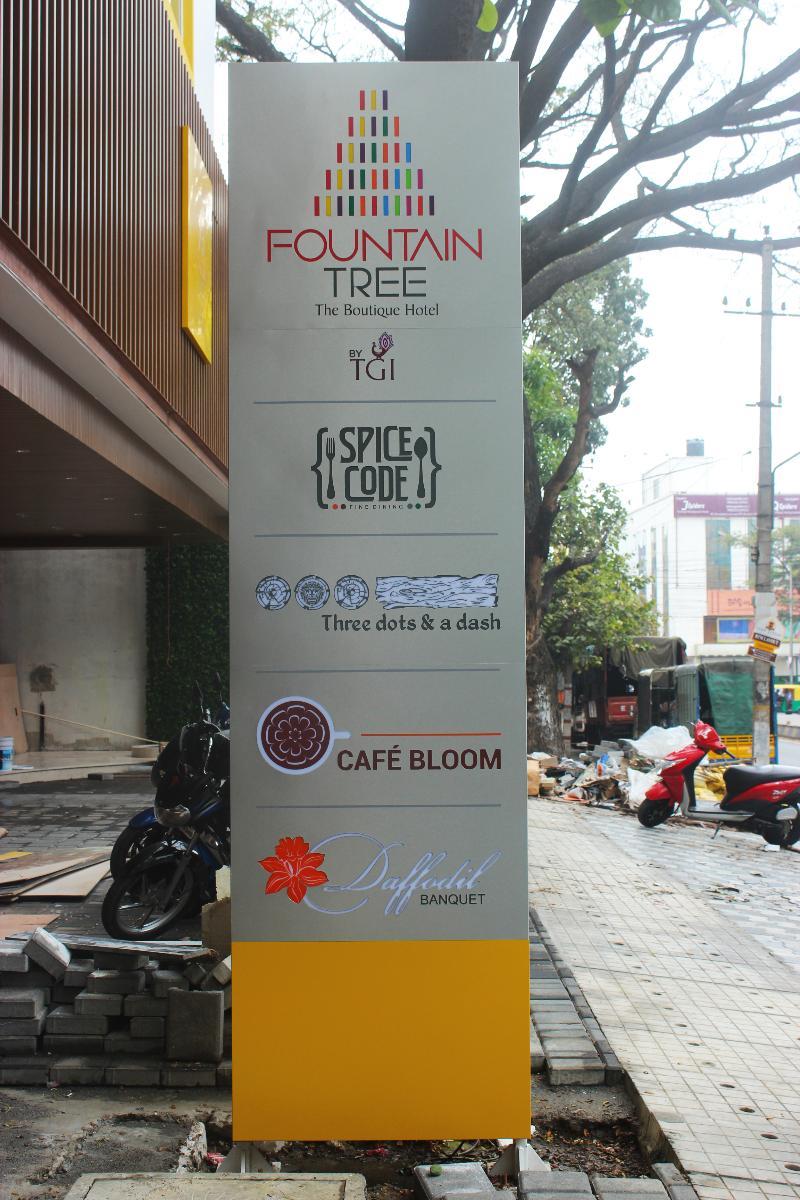 Fountain Tree By Tgi Hotel Bangalore Exterior photo